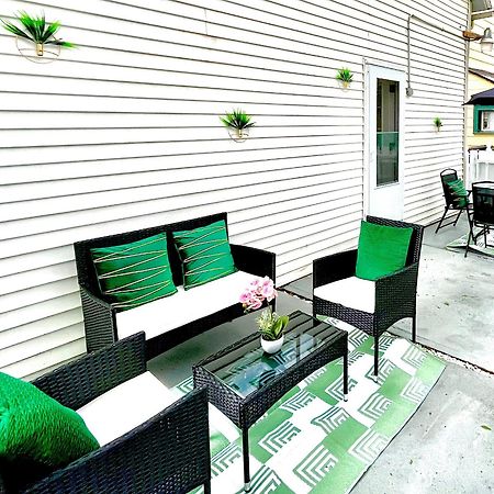 The Tremont Emerald - By Christmas Story House - Historic Charm & Modern Comfort Near Downtown With Parking, 300Mb Wifi & Self Check-In Cleveland Exterior foto